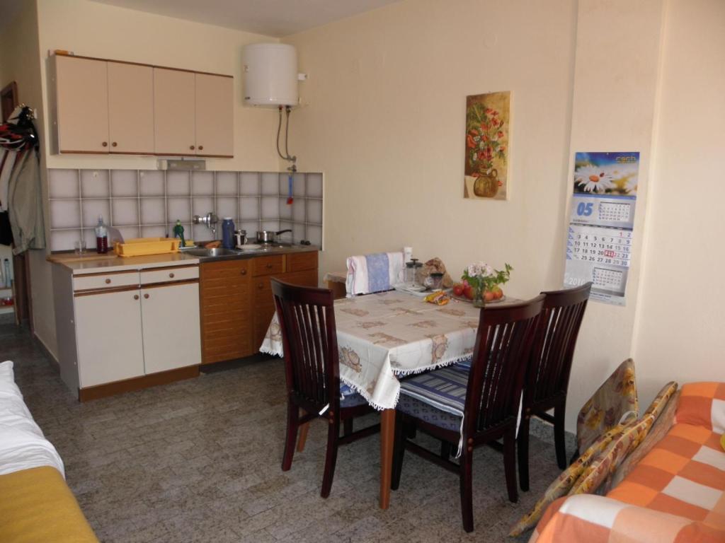 Apartments Milan In Baska מראה חיצוני תמונה