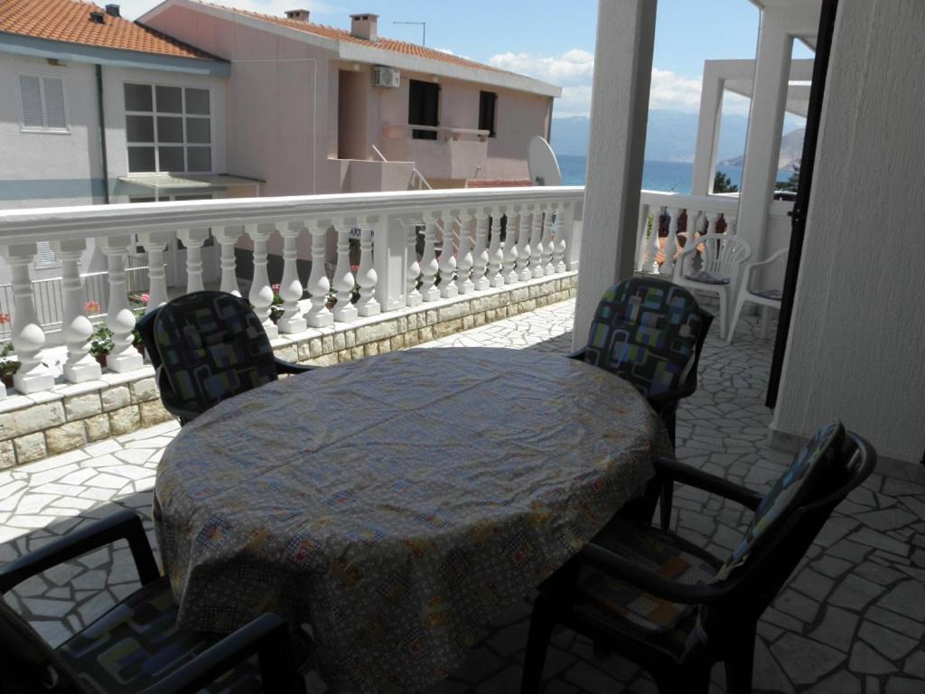 Apartments Milan In Baska מראה חיצוני תמונה