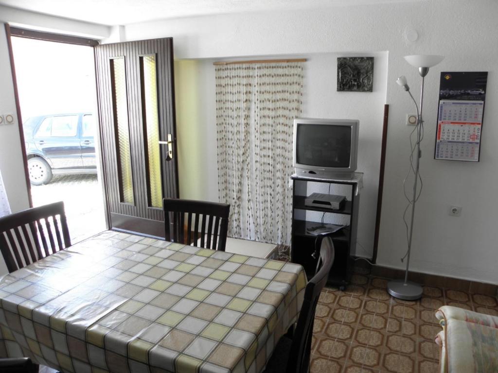 Apartments Milan In Baska מראה חיצוני תמונה