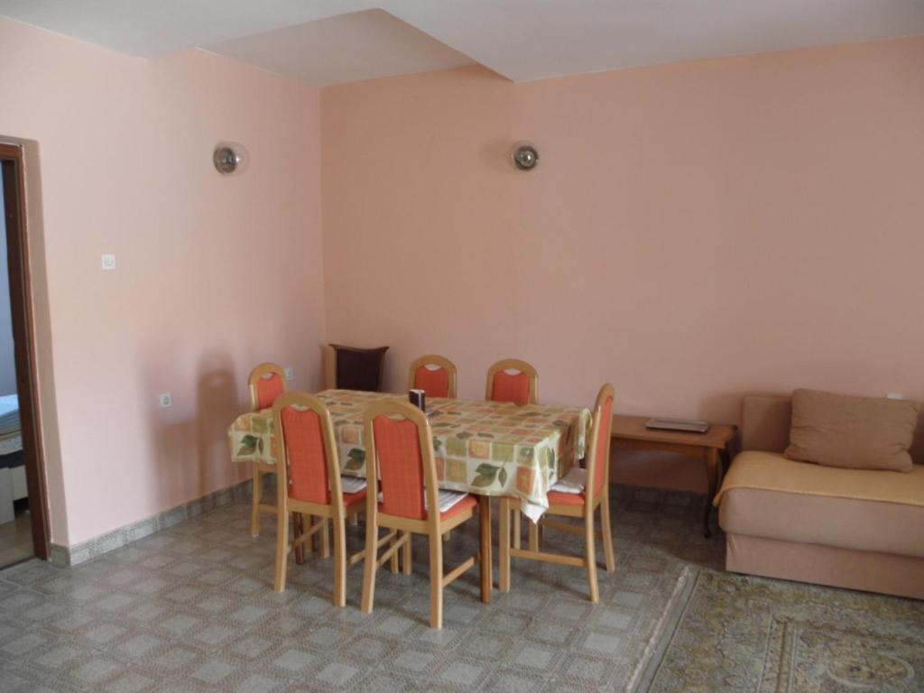 Apartments Milan In Baska מראה חיצוני תמונה
