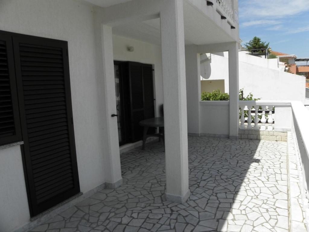 Apartments Milan In Baska מראה חיצוני תמונה